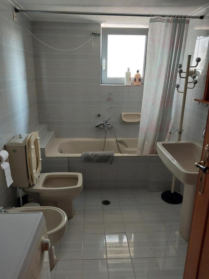 Passatempo Casa - 3 Bedroom Apartment Close To The Swimming Pool Gerani  Exterior foto